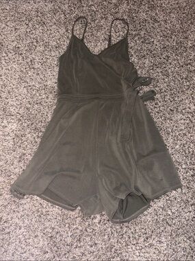 Abercrombie & Fitch Olive Romper